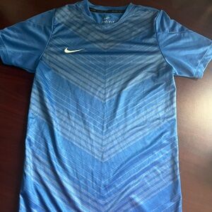 Uni-sex athletic nike dry fit shirt